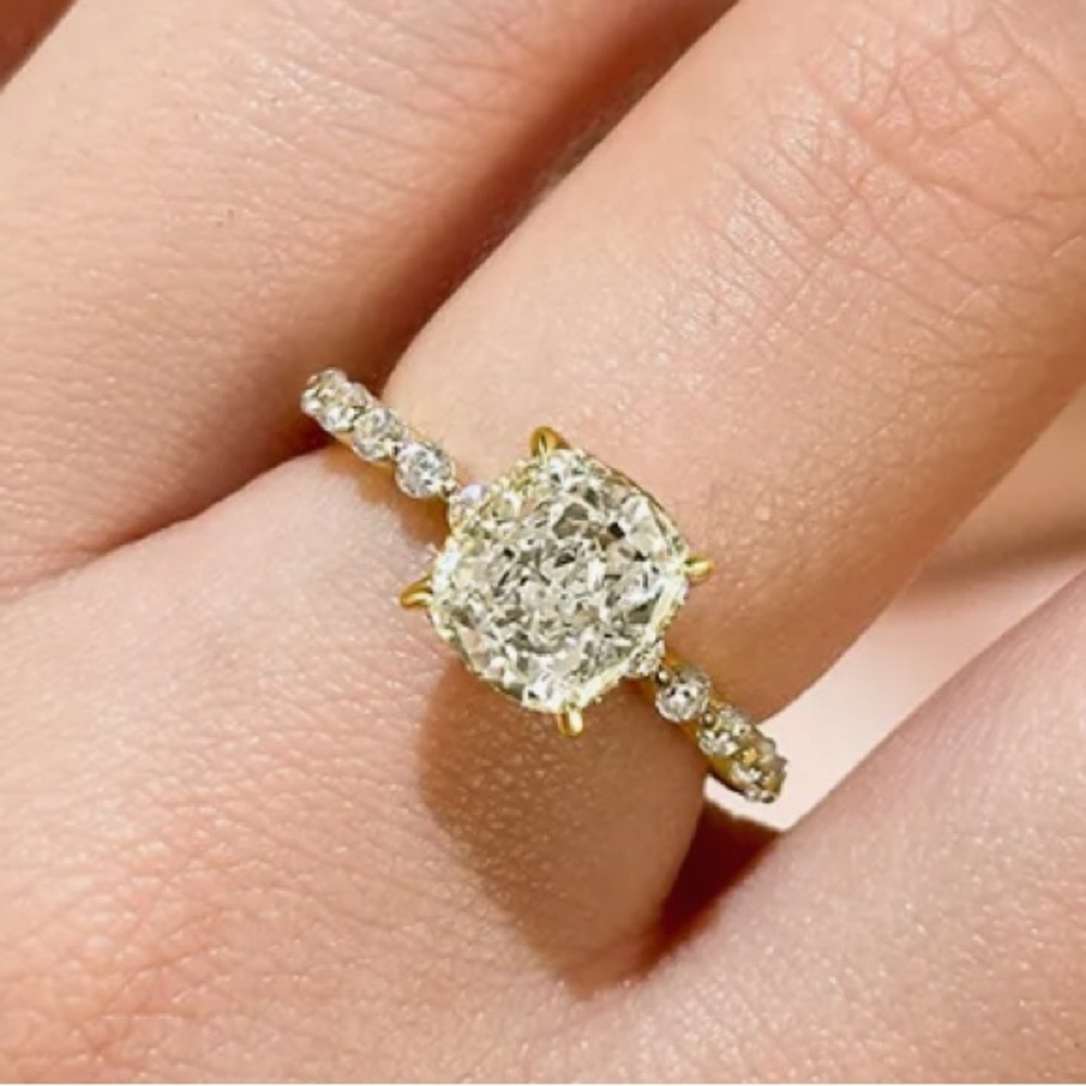 Exquisite 2.0 Carat Cushion Cut Engagement Ring in Sterling Silver